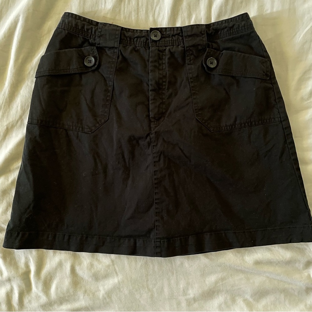 VINTAGE WHITE STAG BLACK SKIRT